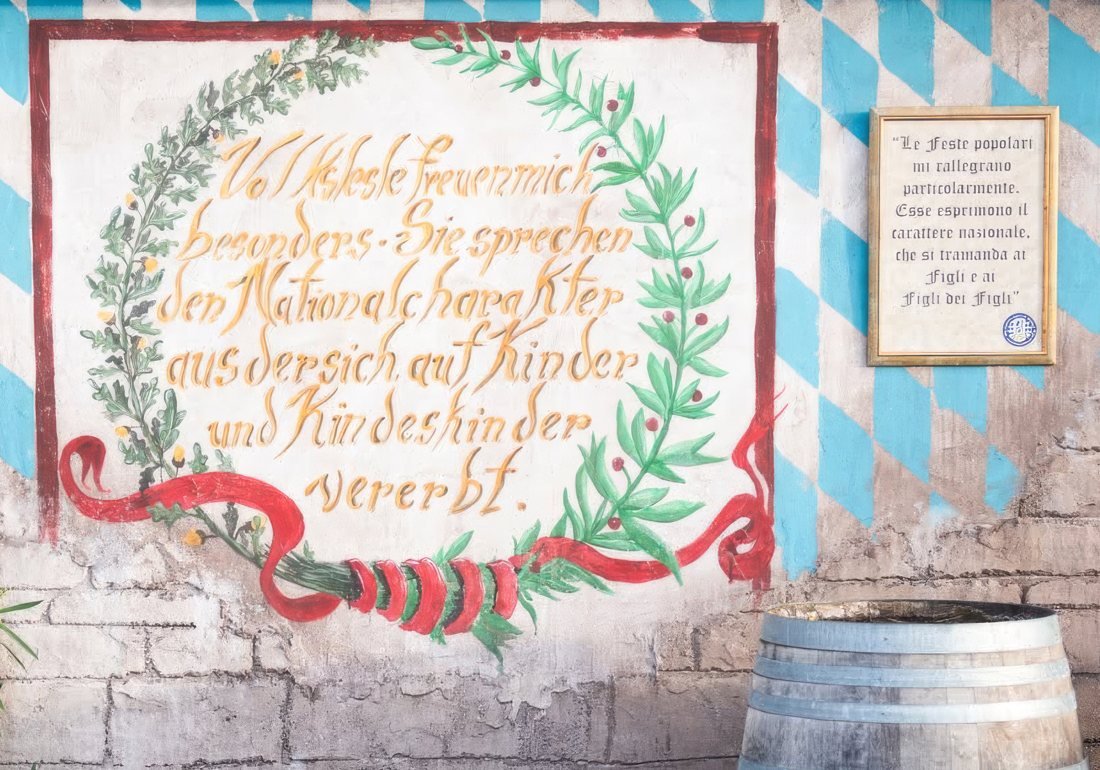 Murale bavarese della Festa della Birra Campocavallo